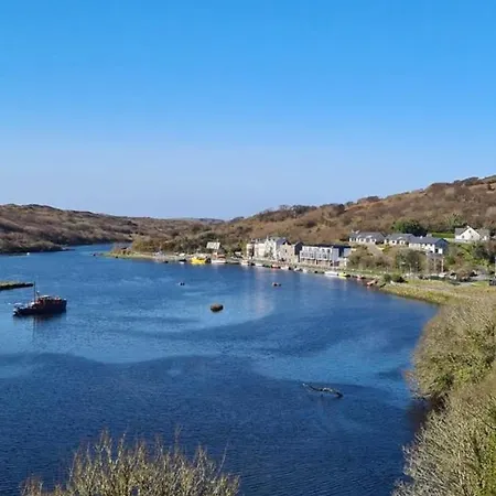 7 Bay Apartment Clifden